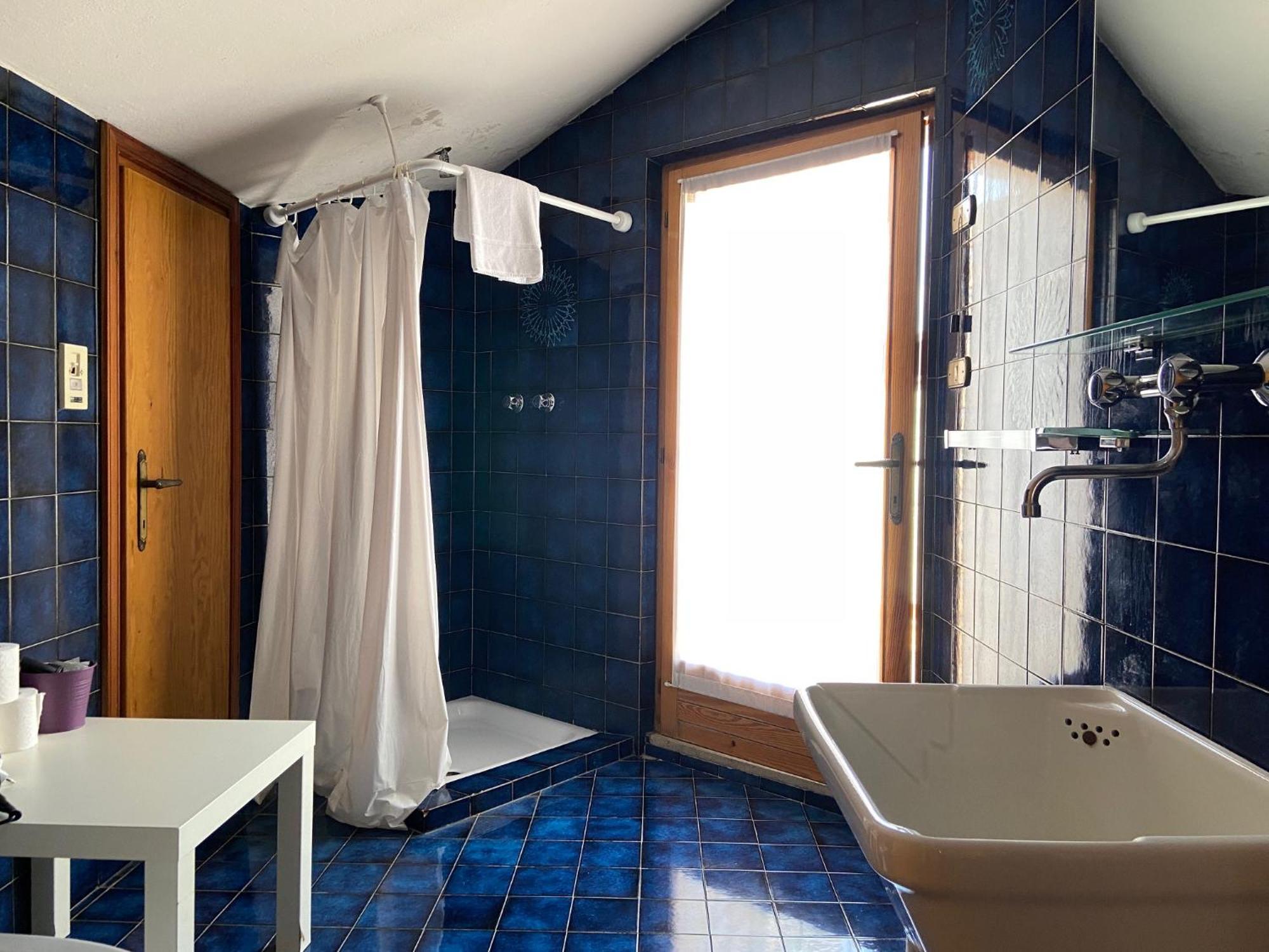 B&B Foroni 29 เวโรนา ภายนอก รูปภาพ